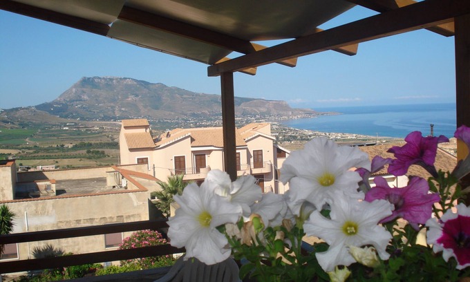 Custonaci Apartamento | Estudio con vistas al mar terraza - 2 pax (Todo Incluido)
