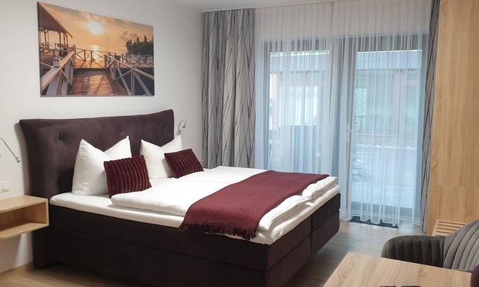 Bad Liebenwerda Apartamento | Estudio-Terraza-Confortable-Baño Privado-Doppelbett
