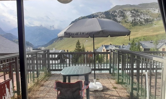 Candanchu Apartamento | Estudio con terraza