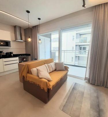 Centro Apartamento | Studio Xavante 308A - novo, confortável, com garagem coberta e portaria 24h