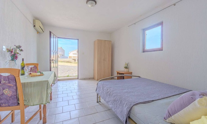 Metajna Apartamento | Studioapartment with free WiFi and free parking
