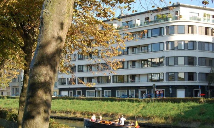 Stationsbuurt Noord Condominio | Studioludo : Furnished apartment Ghent with garage.