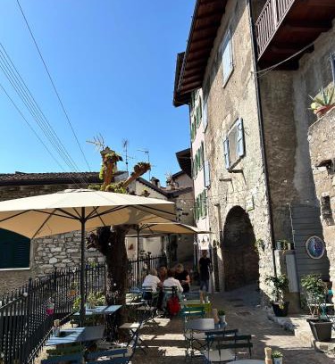 Limone sul Garda Apartamento | Studios Al Castello dei Limoni