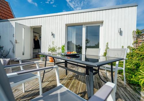 Glommen Casa | Stuga Glommen 2 bed cottage by the sea