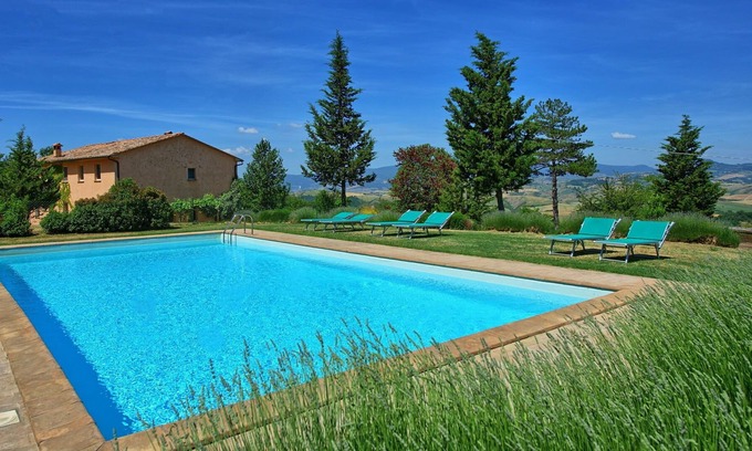San Casciano dei Bagni Villa | Casa de vacaciones privada con WIFI, piscina privada, TV, patio, vista panorámica, aparcamiento