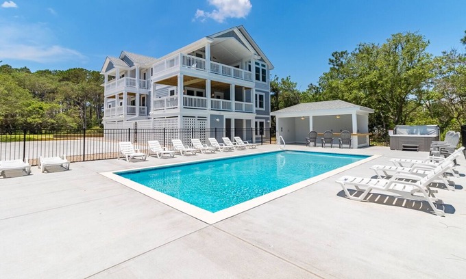 Corolla Village Casa | Stunning 14BR oceanside Corolla home w/ pool, hot tub, rec area w/ pub, & more!