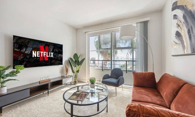 Marina del Rey Apartamento | Stunning 1bdr apartment in MDR pool,parking,gym
