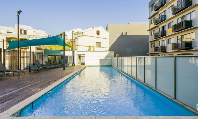 East Perth Apartamento | Stunning 1bdr Paradise - Gym Pool
