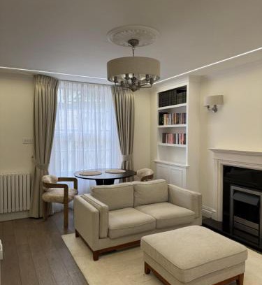 Pimlico Apartamento | Stunning 2-bed, 2-bath Property In Central London