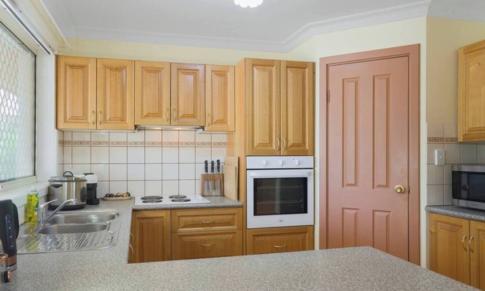 Merredin Casa | Stunning 2 Bedroom 2 Bathroom Home
