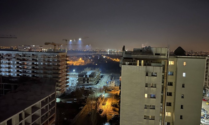 Militari Apartamento | Stunning 2-Room Penthouse Lakeview W11