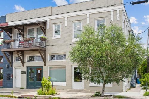 Lower Garden District Apartamento | Stunning 2BD luxury apt perfect NOLA location