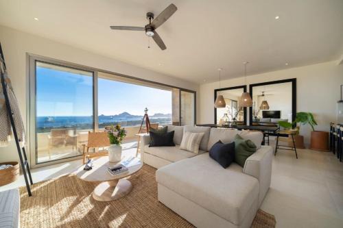 El Tezal Casa | Stunning 2BR PH with Views and Private Rooftop
