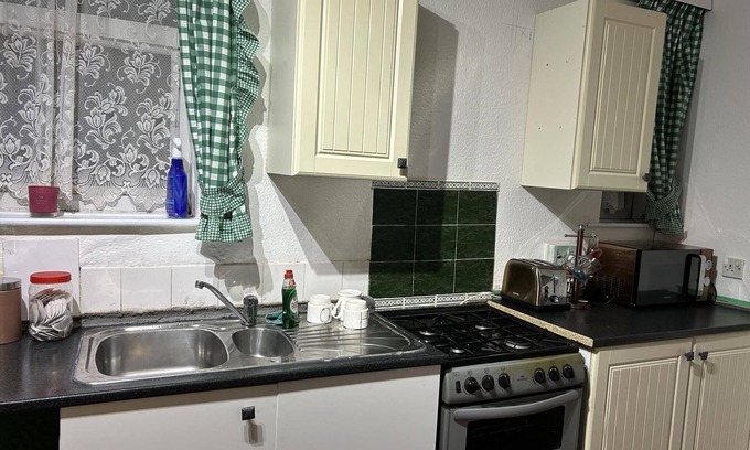 Burnley Casa | Stunning 3-bed House in Burnley