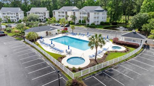 Carolina Forest Apartamento | Stunning 3 Bedroom Condo-Recently Renovated-Fairways Unit D