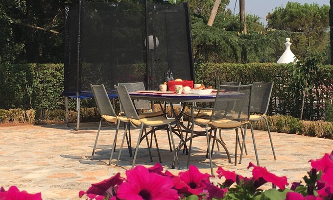 Selva di Fasano Villa | Impresionante villa independiente de 3 dormitorios con un anexo de una habitación y piscina privada