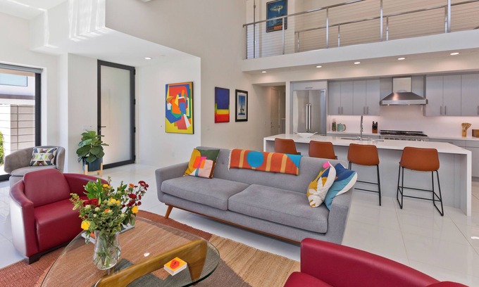 Baristo Casa | Stunning 3-bedroom, 3.5-bath Palm Springs Home with Pool/Spa and Mountain Views