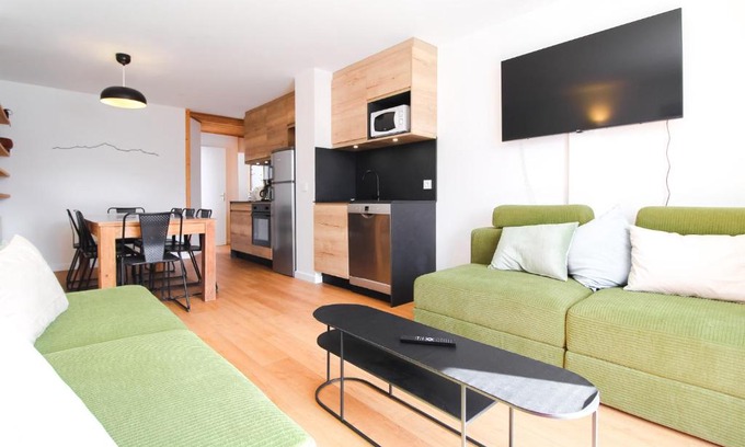 Flaine Apartamento | Stunning 4-bedroom apartment Flaine Foret, fully refurbished, beautiful panoramic views
