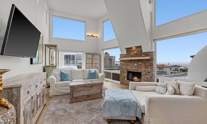 Gas Lamp Section Casa | Stunning 4 story Manhattan Beach Sand Section Home