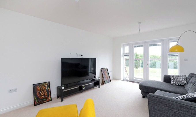 Ashford Casa | Stunning 5-Bed House in Ashford