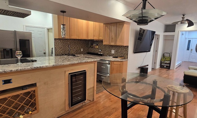 Poughkeepsie Casa | Stunning 5-bedroom house with AC/Heat in charming Poughkeepsie NY