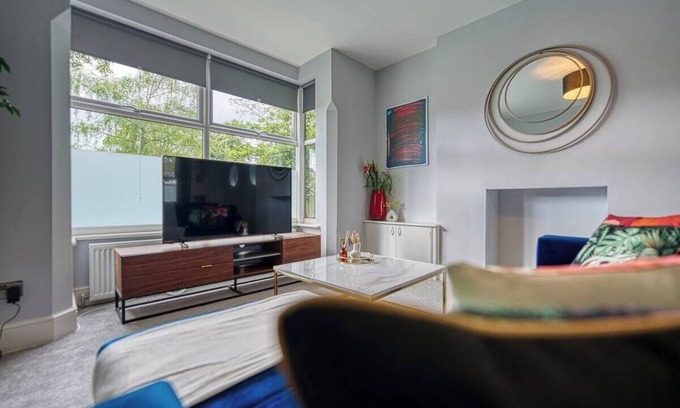 Mapperley Casa | Stunning 6 bed in Nottingham - Sleeps 16