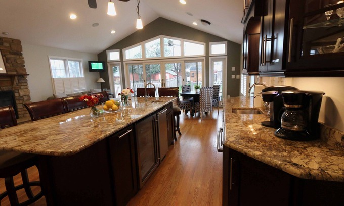 Annapolis Casa | Impresionante casa de Annapolis! Disponible 2020 USNA Commisioning Week!