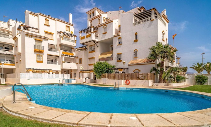 Roquetas de Mar Apartamento | Stunning apartment in Roquetas de Mar