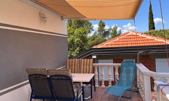 Gornji Karin Apartamento | Impresionante apartamento en Gornji.