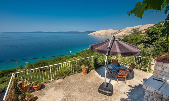 Stara Baska Apartamento | Impresionante apartamento en Stara.