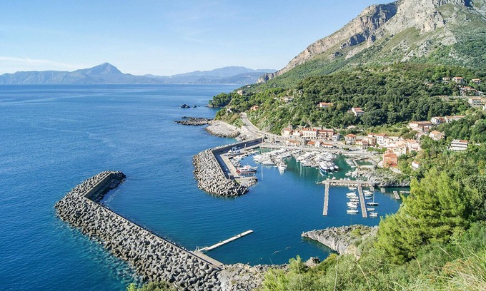 Acquafredda Apartamento | Stunning Apartment in Acquafredda With 1 Bedrooms