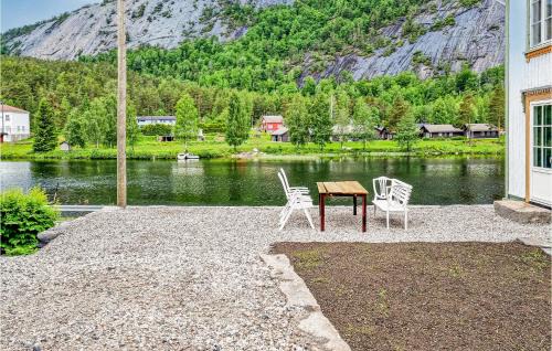 Amli Apartamento | Stunning Apartment In Åmli With Wifi