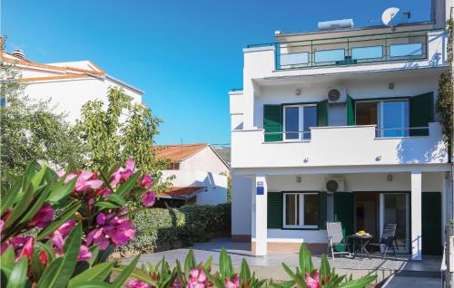 Kastel Stari Apartamento | Stunning Apartment In Kastel Stari