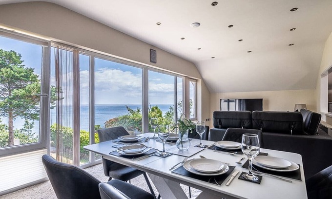 Dawlish Apartamento | Stunning apartment with uninterrupted views