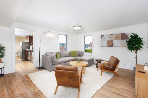 South Side Slopes Apartamento | Stunning Apt w Rooftop & Game Room - Sleeps 10