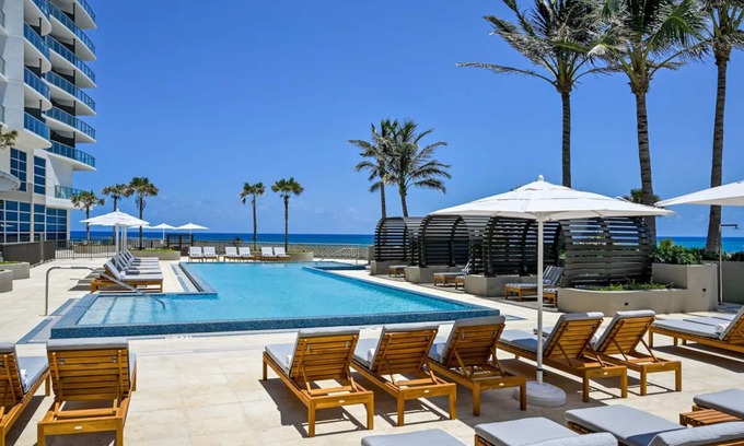 Singer Island Hotel | Stunning Beachfront Resort with Family Ready Room | Private Balcony w/ View