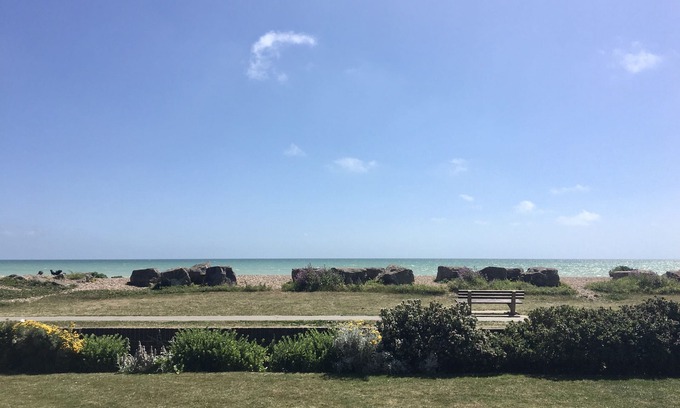Ferring Apartamento | Impresionante apartamento frente al mar en la playa de Ferring