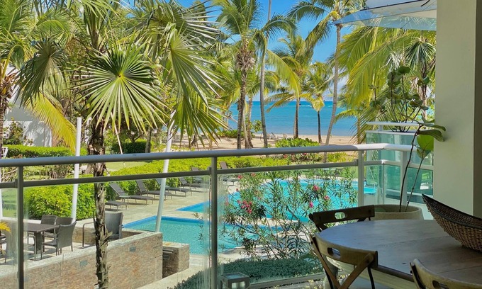 El Limon Apartamento | Stunning beachfront condo with private beach, Las Terrenas-El Limón