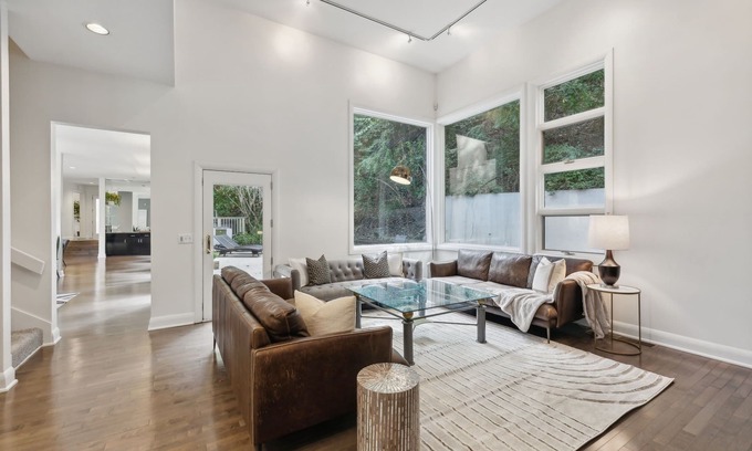 Bellevue Casa | Stunning Belle Meade Mansion with Luxury Amenities and Hot Tub