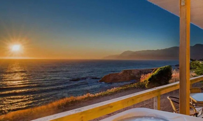 Shelter Cove Condominio | Stunning Oceanview by OceanviewHotTubs Tesla Charging Oceanfront! Shelter Cove