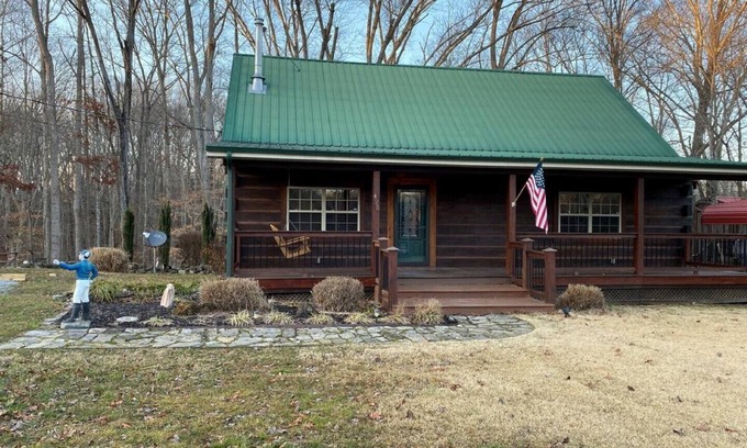 Cane Valley Casa | Stunning Cabin on Green River Lake