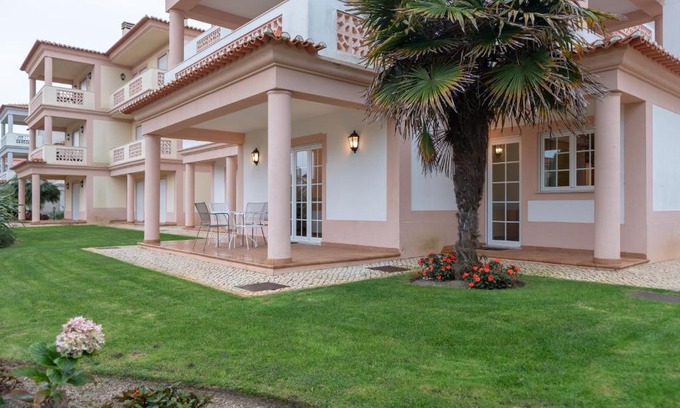 Praia del Rei Casa | Stunning Caravelas Apartment