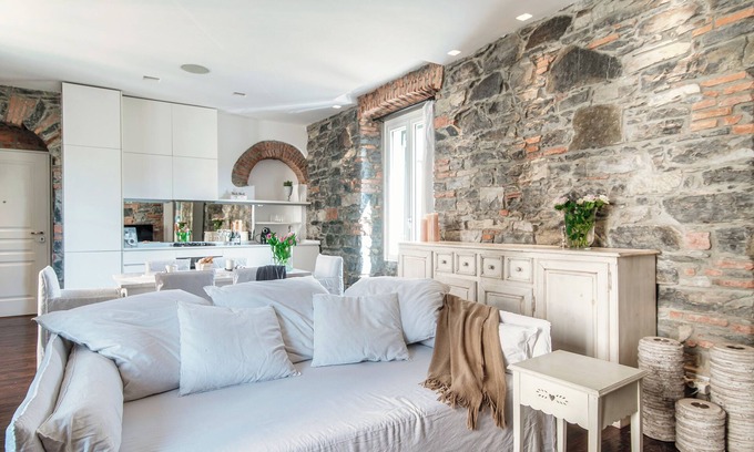 Como Apartamento | Stunning Central Como apt by JOIVY