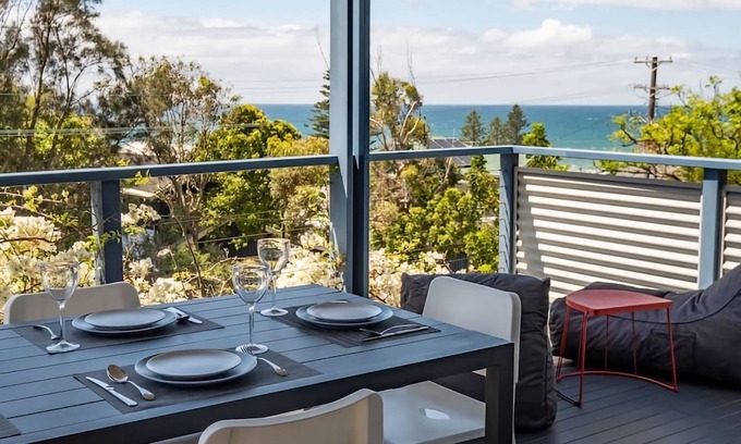 Wombarra Casa | Stunning Coastal Home Views 1 Hour From Sydney