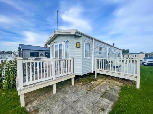Hunstanton Cabina | Stunning Dog Friendly Caravan At Manor Park, Hunstanton In Norfolk Ref 23188K