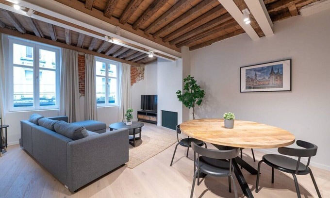 Kunstenkwartier Apartamento | Stunning Duplex Apartment in Ghent Center
