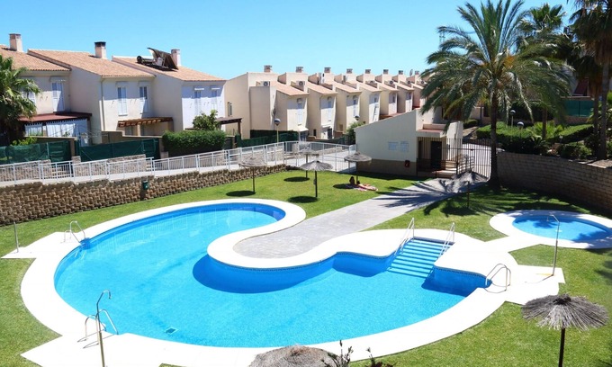 Benagalbon Chalet De Esquí | Stunning home in great location!!!