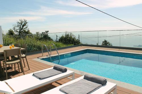 Monte Villa | Stunning Funchal Villa 3 Bedrooms Vila Da Portada Panoramic Sea Views Recently Refurbished