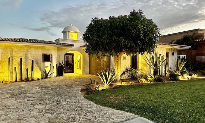 Cabo San Lucas Casa | Stunning golf community, views of Sea of Cortez and beautiful golf course.