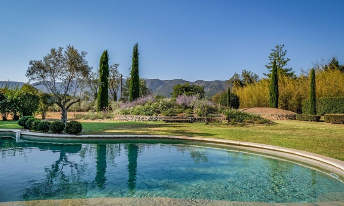 Oppede Casa | Stunning grand house for 16, views of the Luberon, heated pool, air conditioning